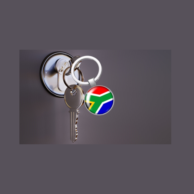 Novelty Gift South African Flag Lapel Pin Badge Souvenir and Keyring 2 pack