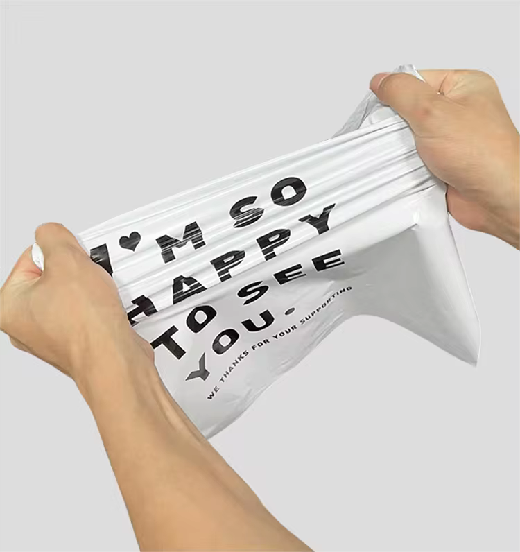 100 Express Polymailers Packaging 17x30cm Self-Adhesive White&Black Print